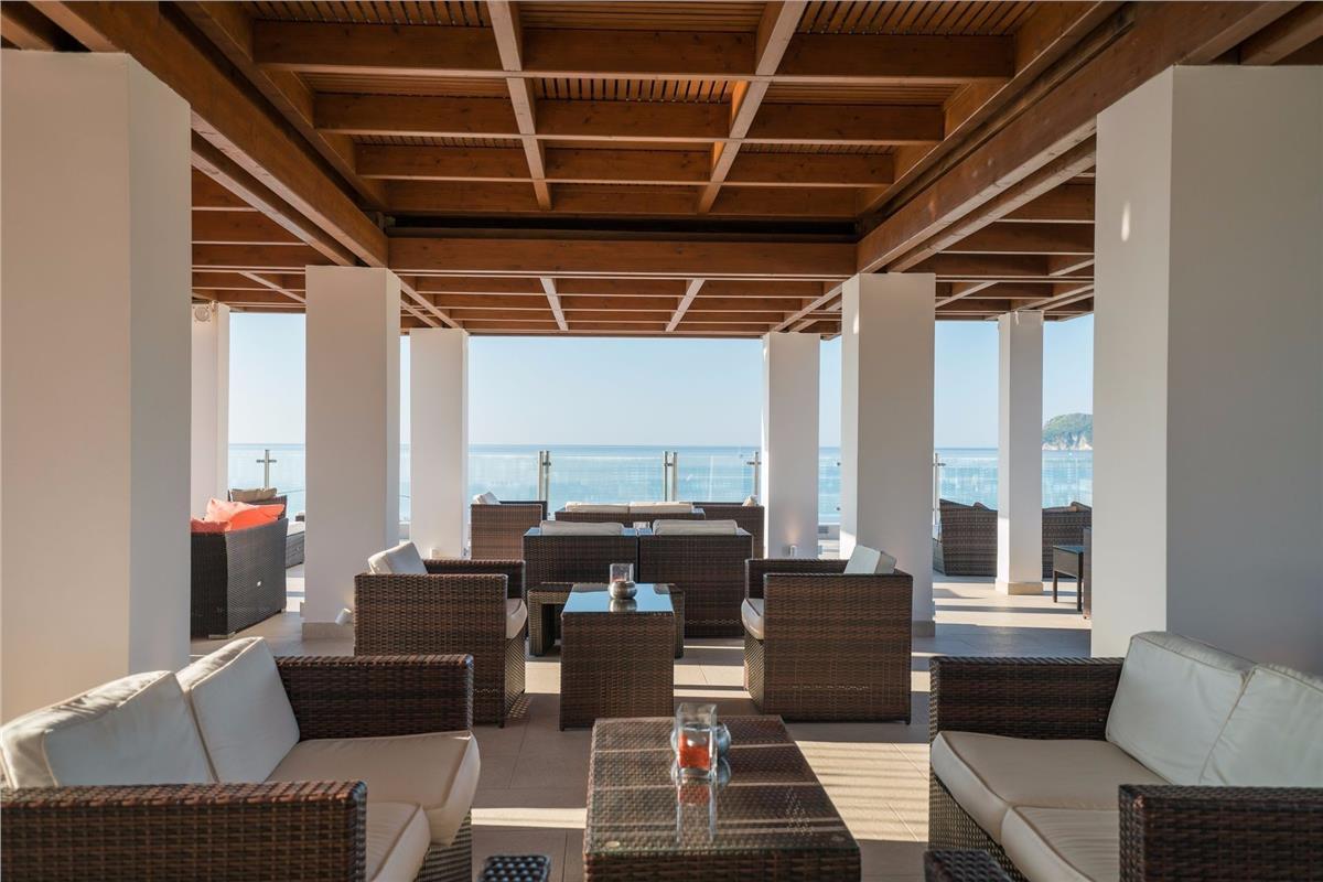 Galaxy Beach Resort BW Premier Collection Лаганас Екстериор снимка