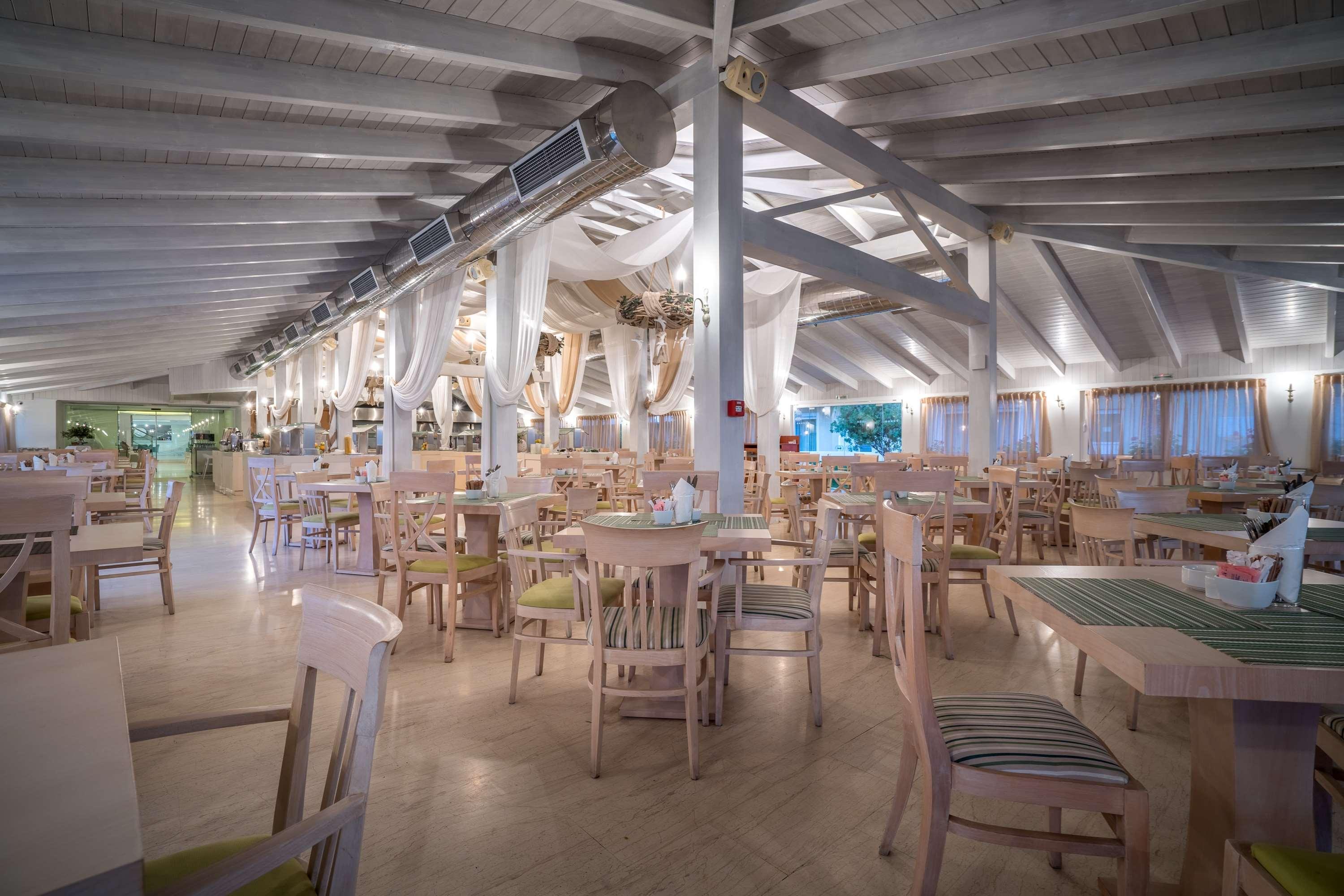 Galaxy Beach Resort BW Premier Collection Лаганас Екстериор снимка