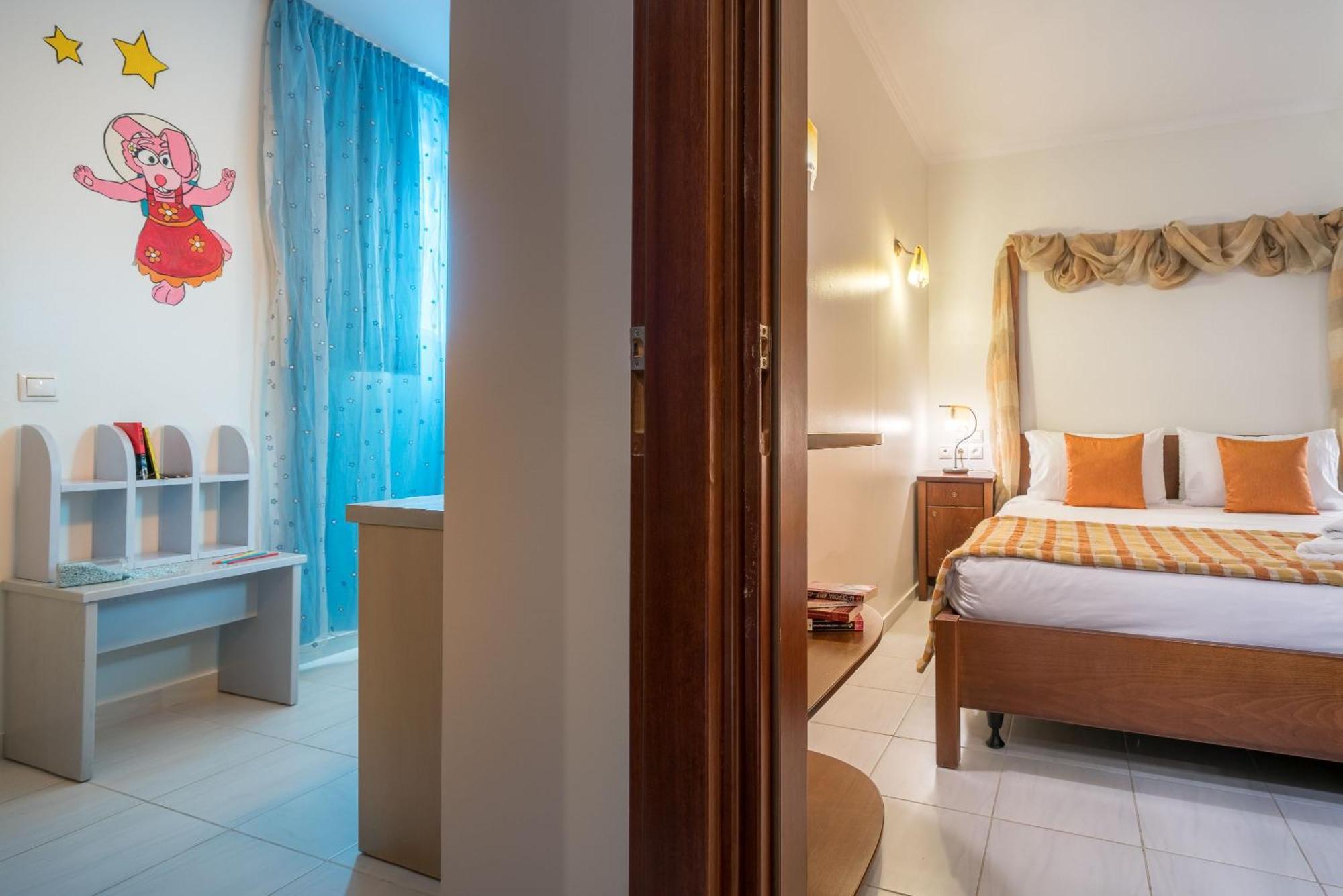Galaxy Beach Resort BW Premier Collection Лаганас Екстериор снимка