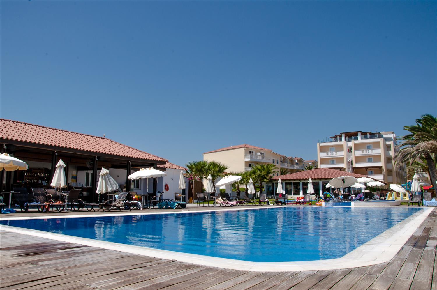 Galaxy Beach Resort BW Premier Collection Лаганас Екстериор снимка