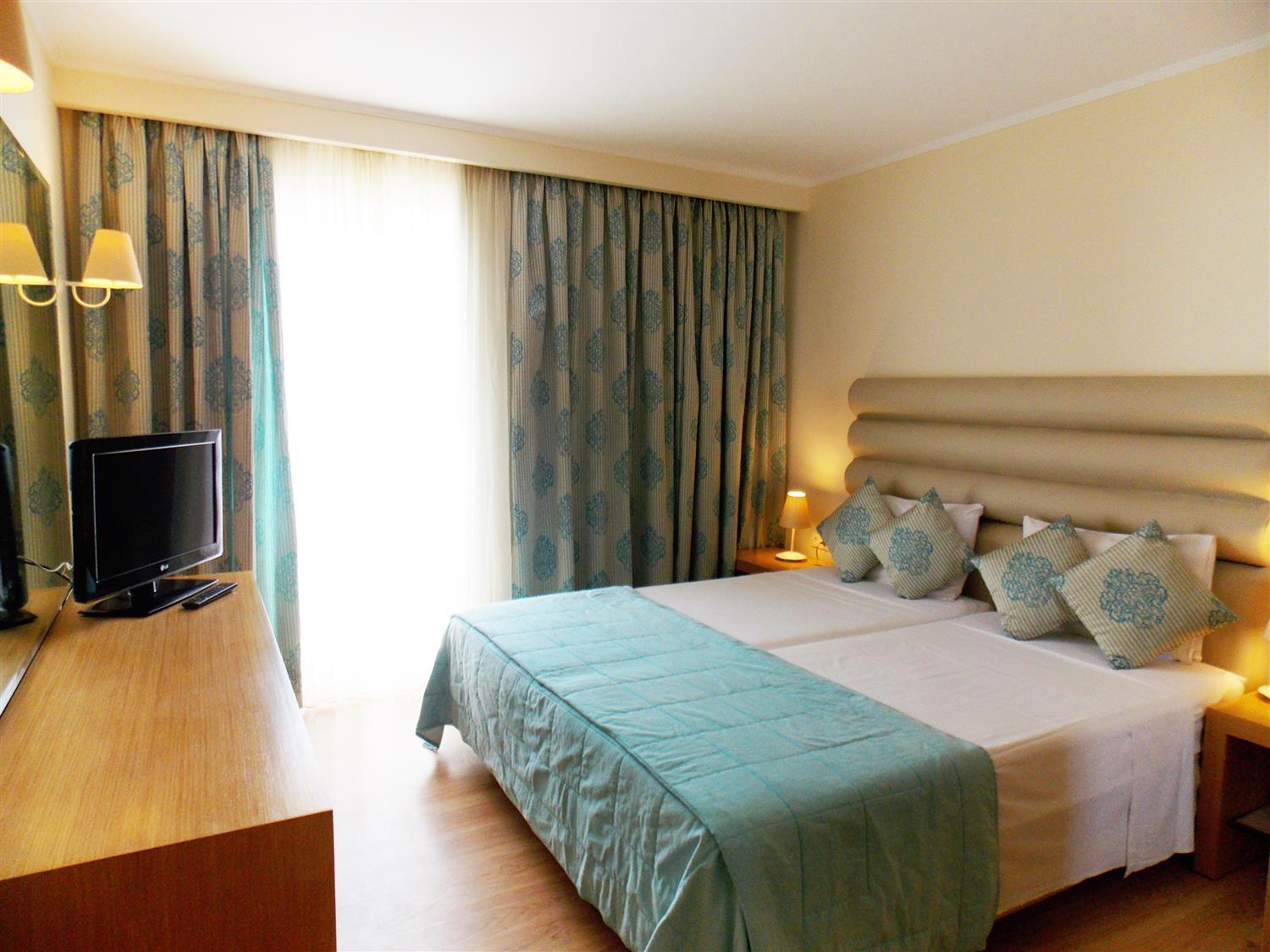 Galaxy Beach Resort BW Premier Collection Лаганас Екстериор снимка