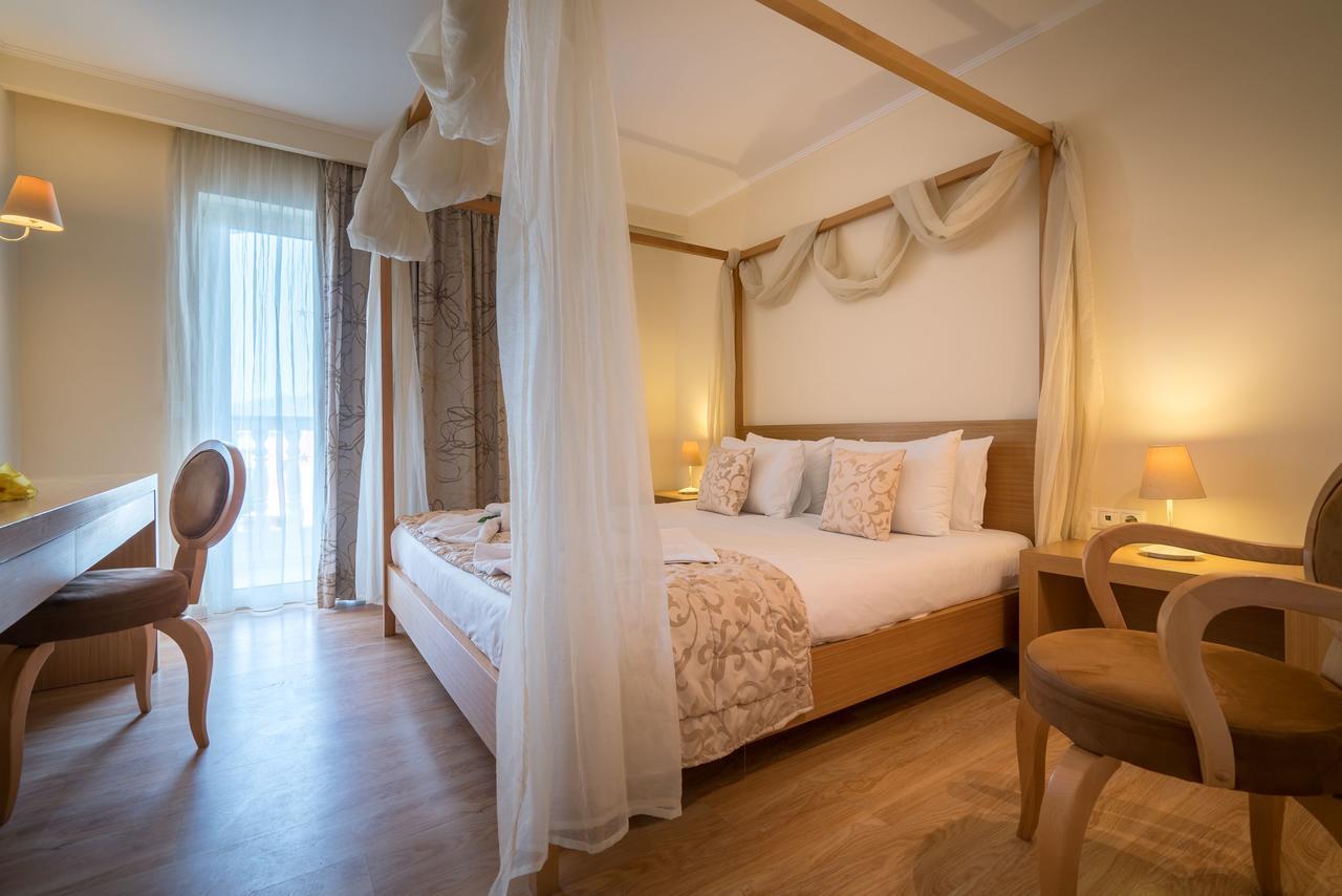 Galaxy Beach Resort BW Premier Collection Лаганас Екстериор снимка