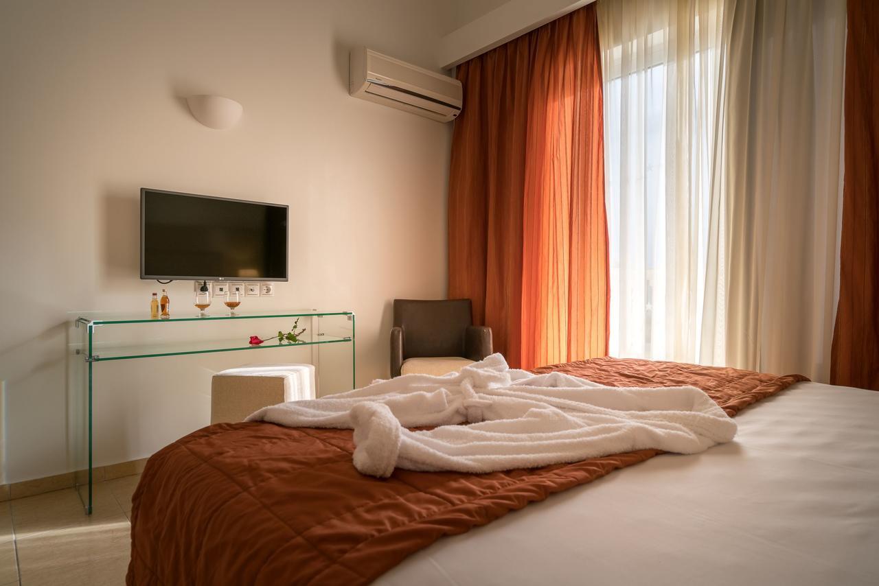 Galaxy Beach Resort BW Premier Collection Лаганас Екстериор снимка